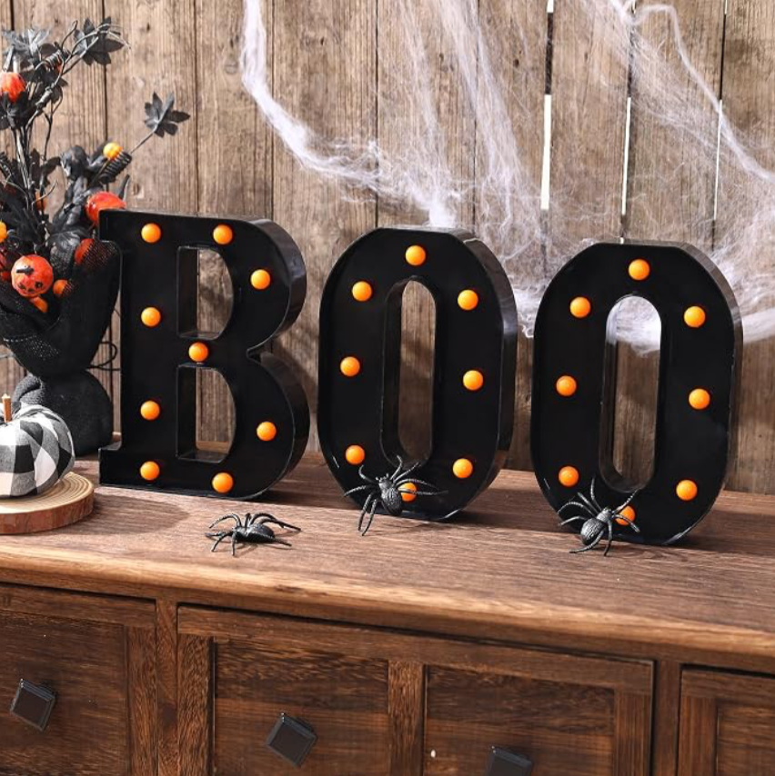 "BOO" Marquee Light-Up Letters Halloween Decorative Sign